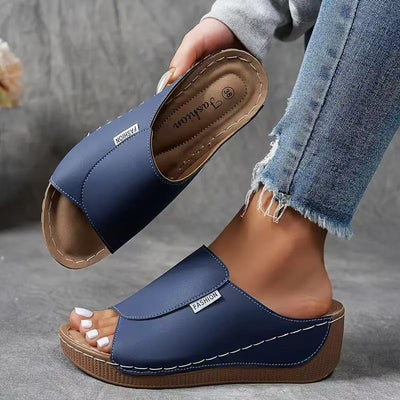 Betsy™ CloudStep Comfort Slides