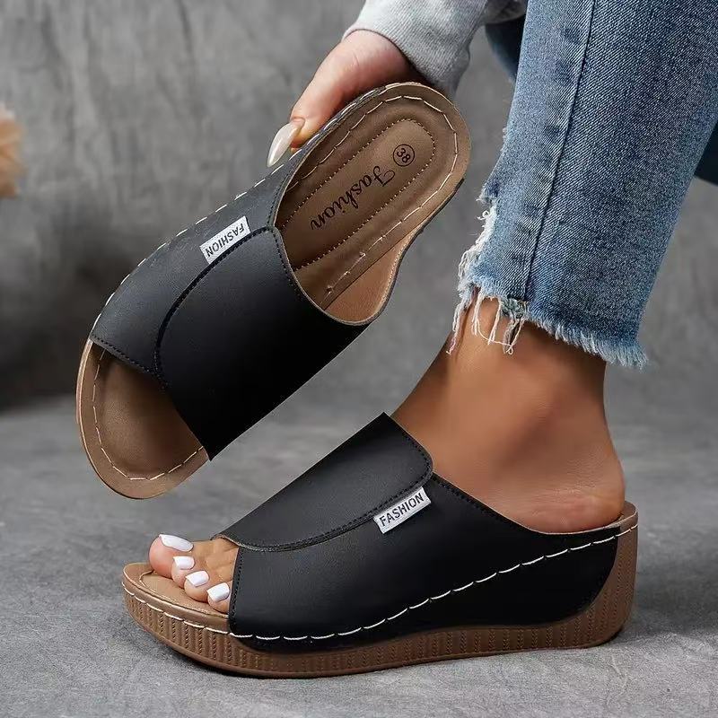 Betsy™ CloudStep Comfort Slides